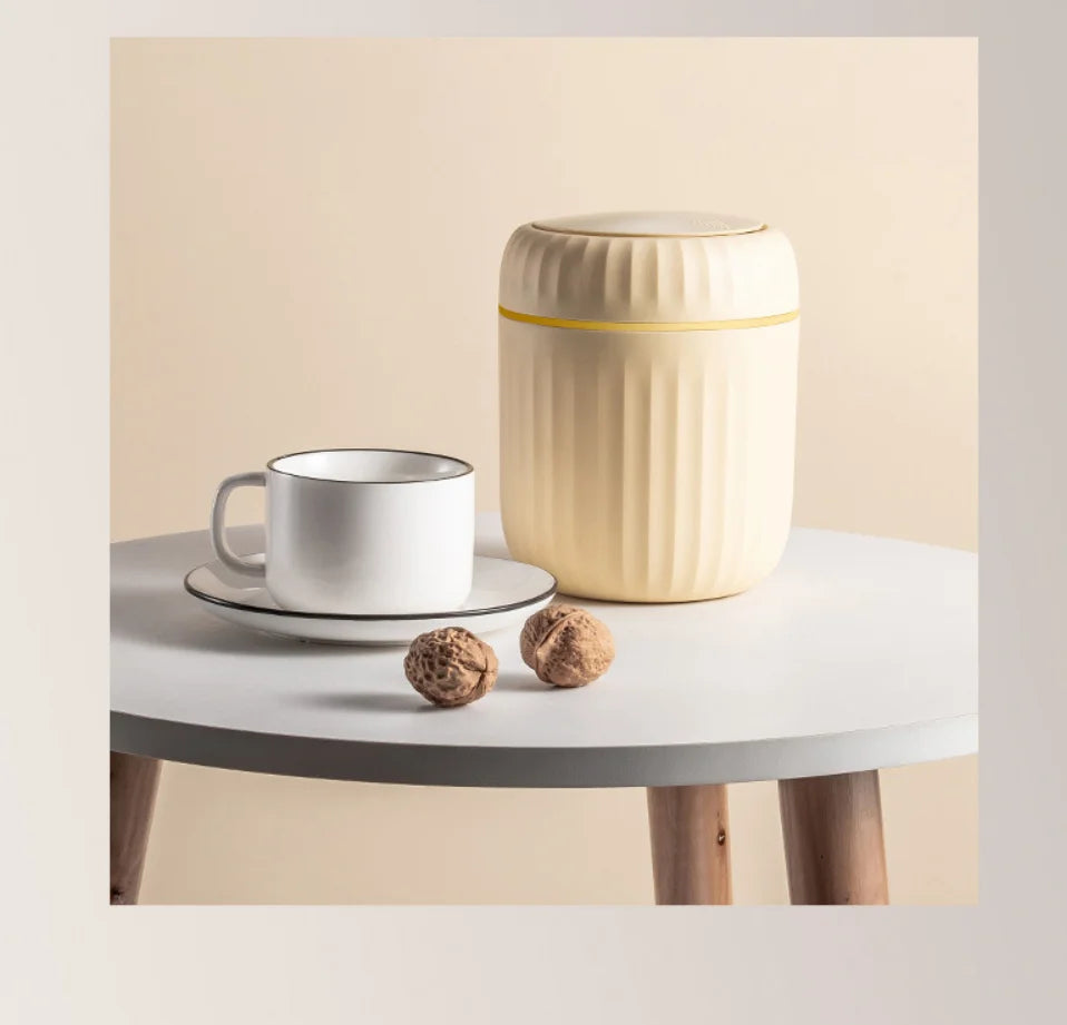 Mini poubelle de bureau avec couvercle — Rangement bureau et chambre